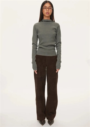 Alanis hodd knit Coca Mocha Oval Square 